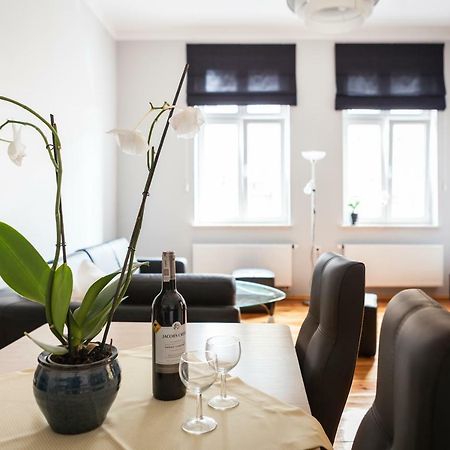 Czar Garbar Apartment Poznan Ngoại thất bức ảnh