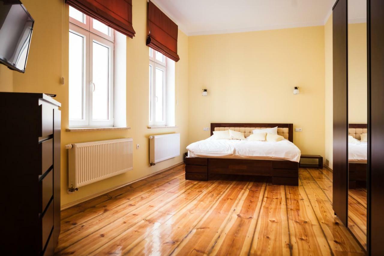 Czar Garbar Apartment Poznan Ngoại thất bức ảnh