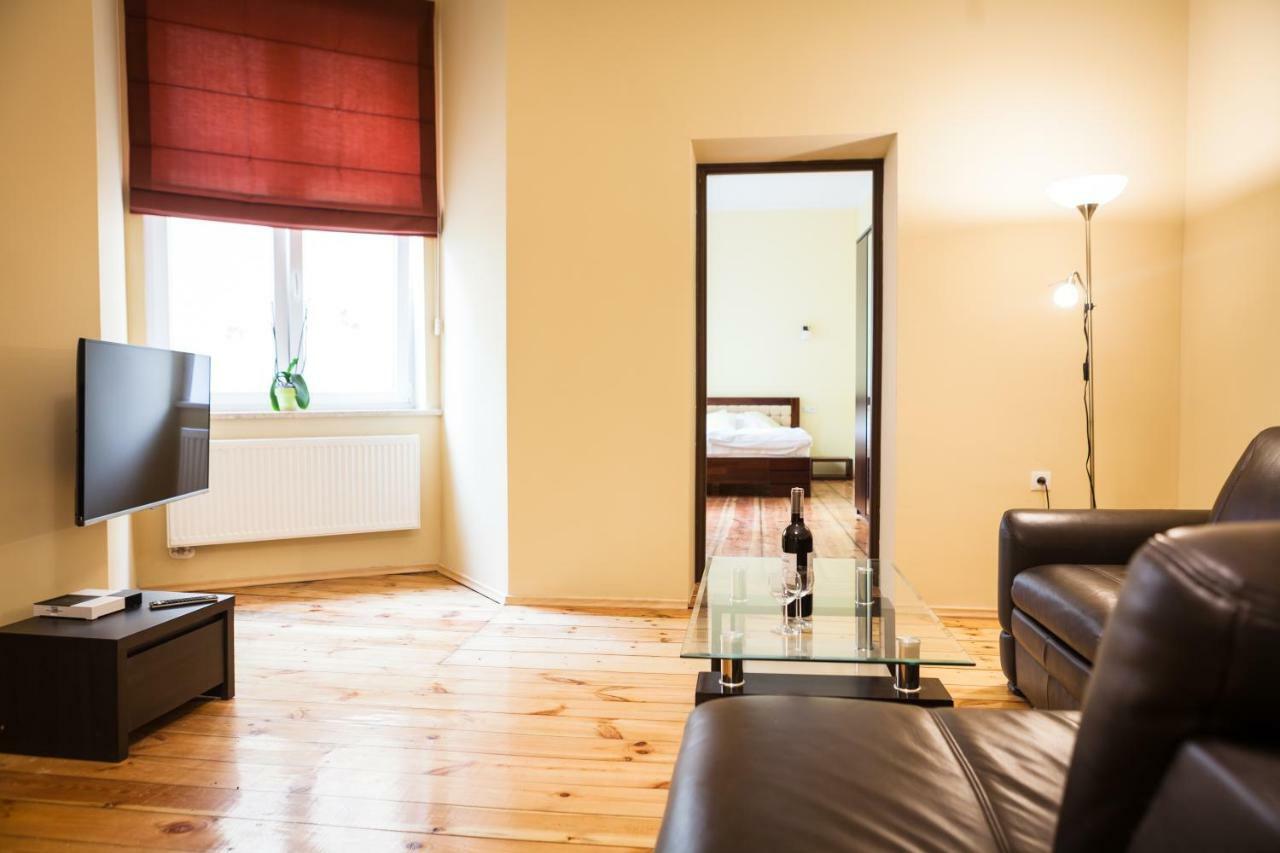 Czar Garbar Apartment Poznan Ngoại thất bức ảnh