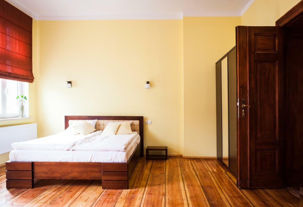 Czar Garbar Apartment Poznan Ngoại thất bức ảnh
